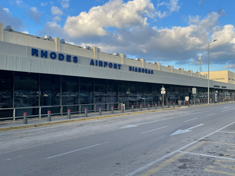 Car-Rental-in-rhodes-airport